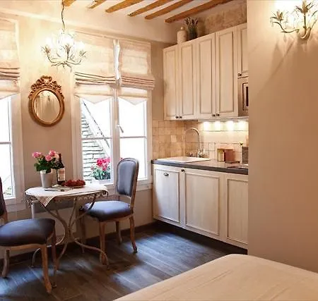 Appartement Studio Ormesson *